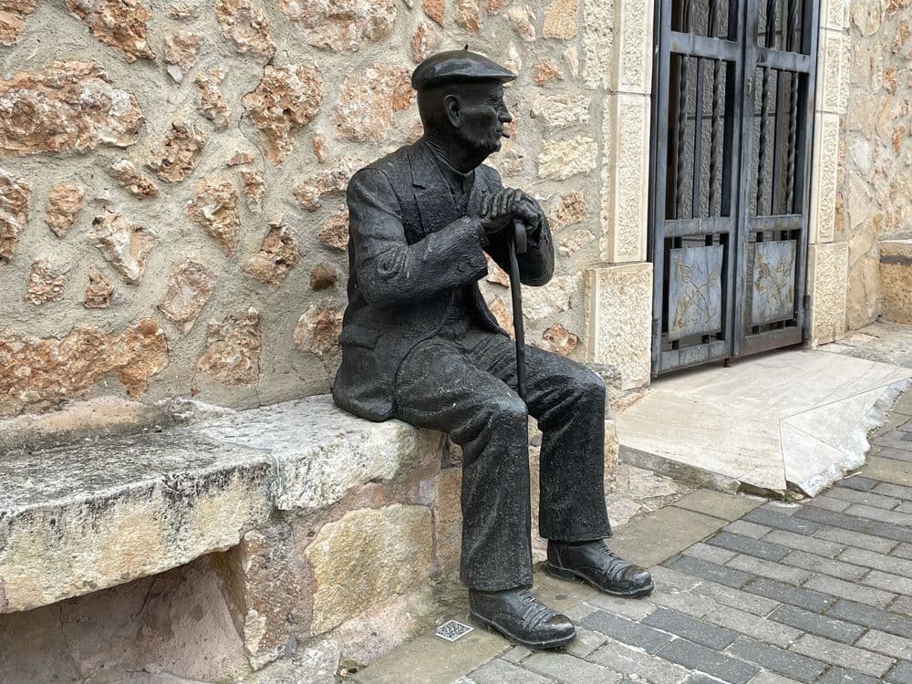Escultura "El Abuelo"