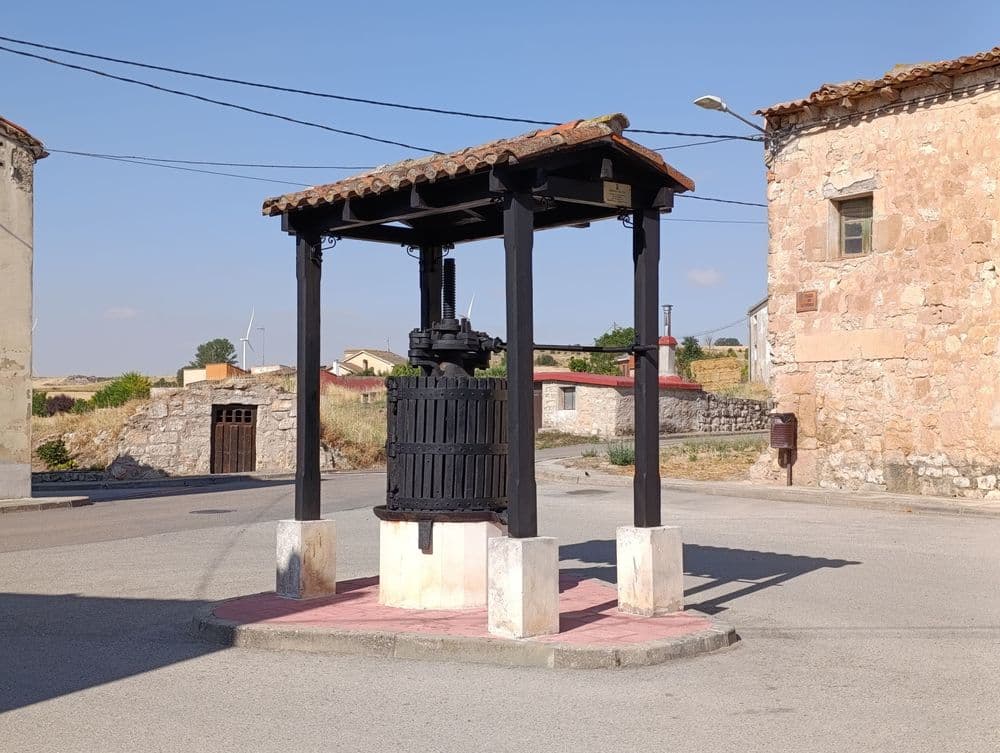 Frandovínez