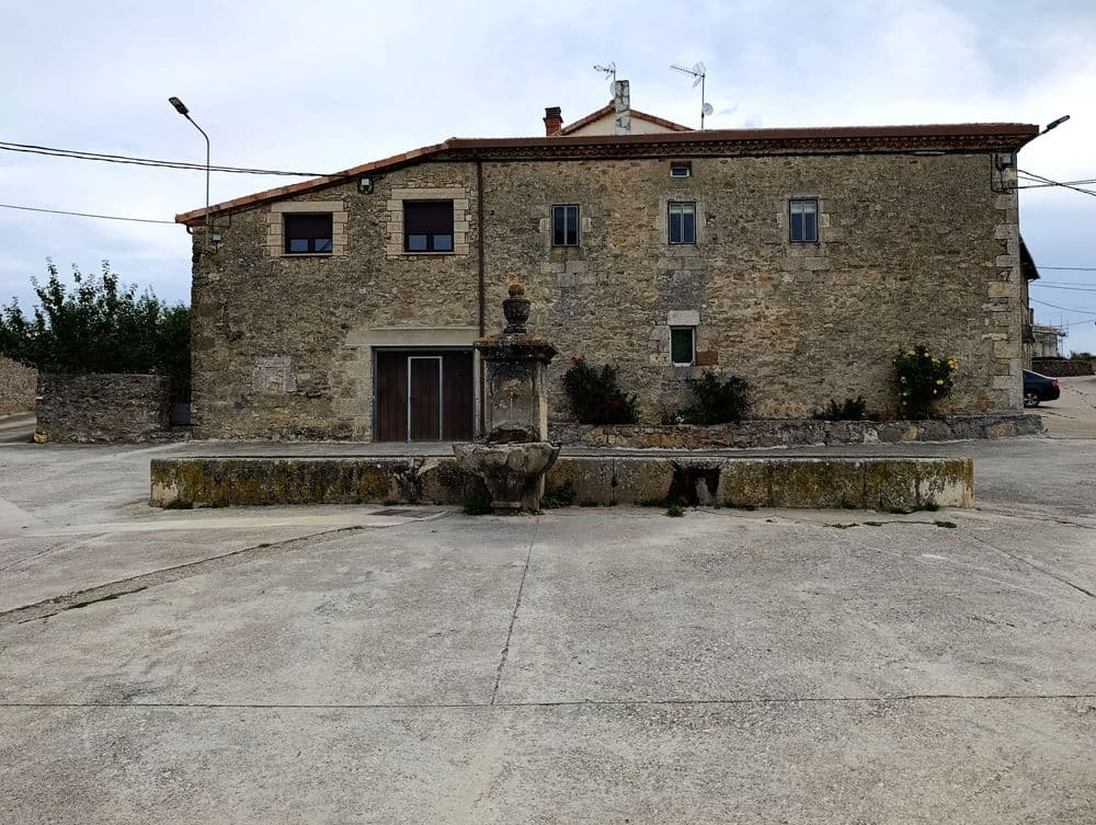 Fuente de Dobro