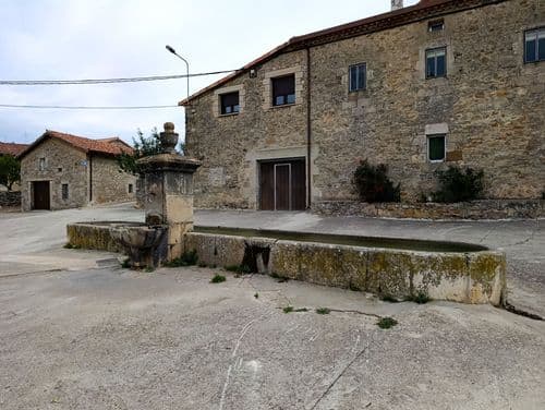Fuente de Dobro