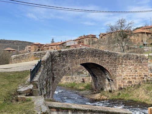 Puente de Pineda de la Sierra