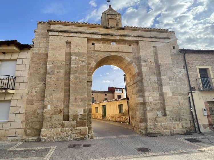 Arco de la Puerta Nueva