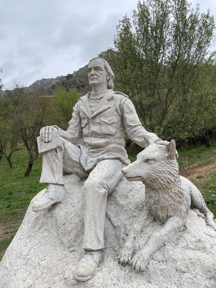 Monumento a Félix Rodríguez de la Fuente