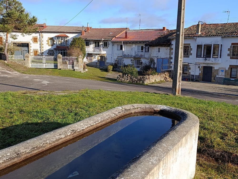 Fuente Abrevadero de Bezana