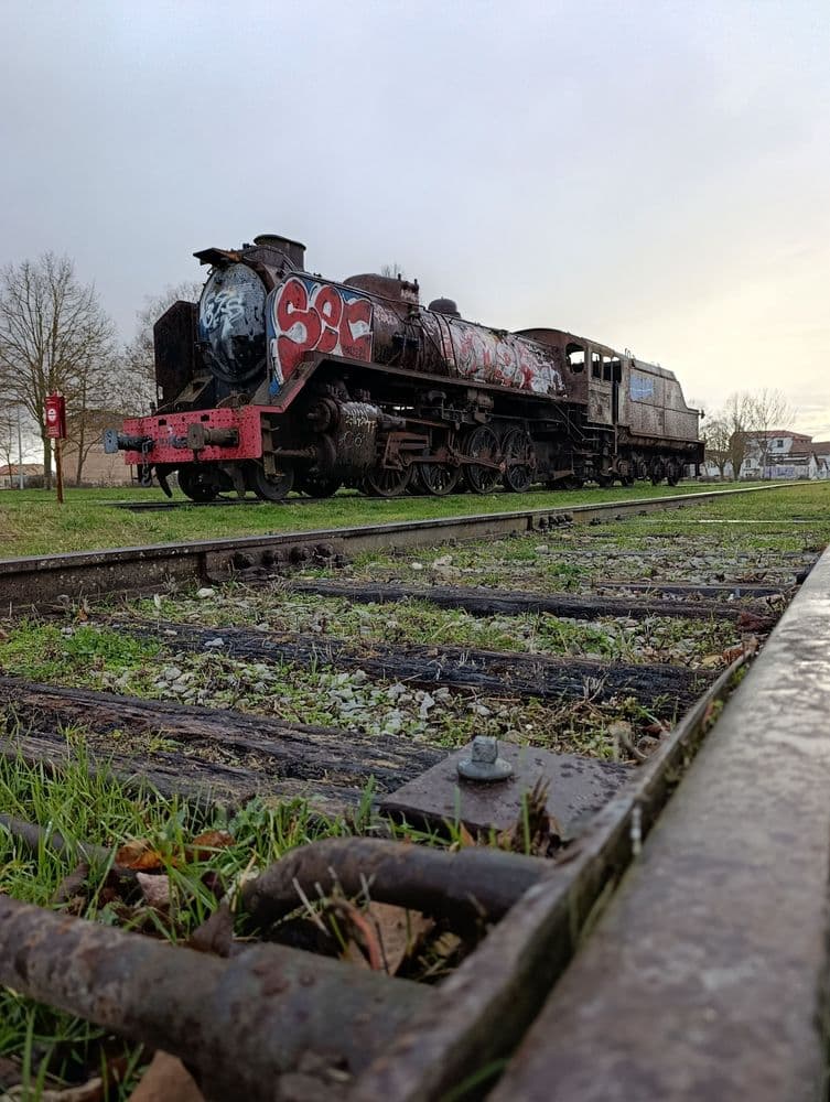 Locomotora Mikado de Horna