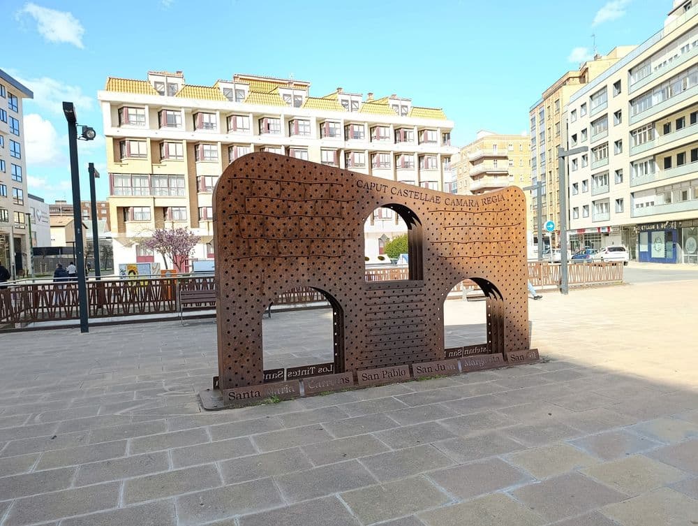 Monumento "Puertas de la Muralla"