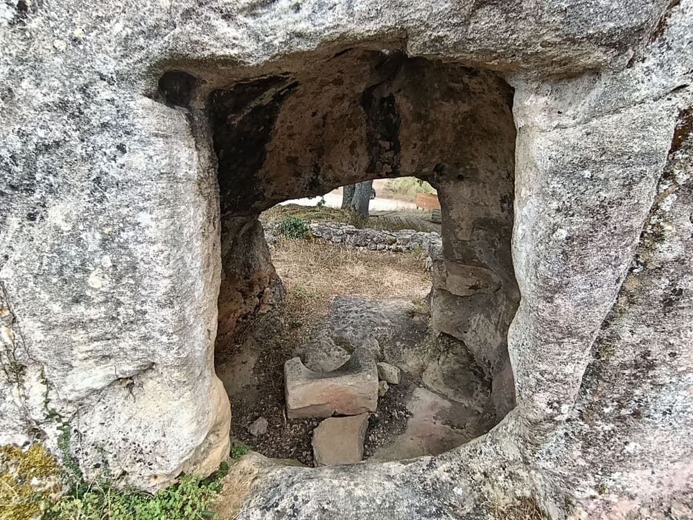 Necrópolis de Santa María de Tejuela