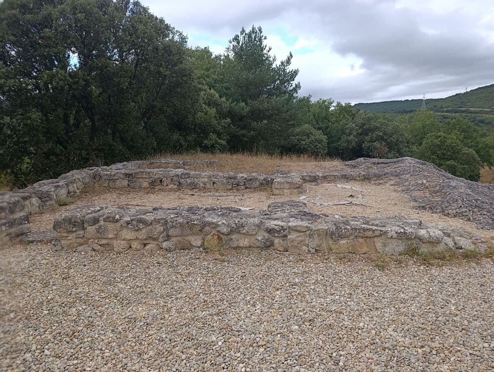 Necrópolis de Santa María de Tejuela