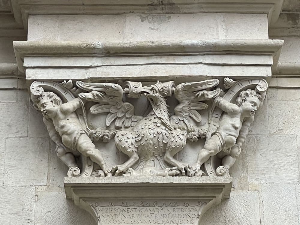 Palacio de los Martínez-España y Ordoño-Rosales