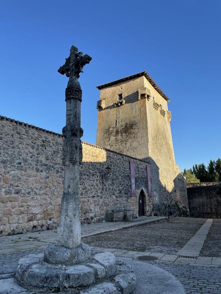 Torreón de Fernán González