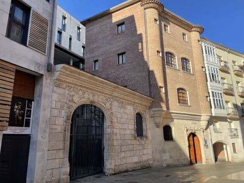 Casa del Cubo - Albergue de Peregrinos