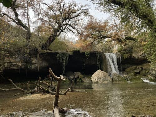 Cascada de Roda Vieja