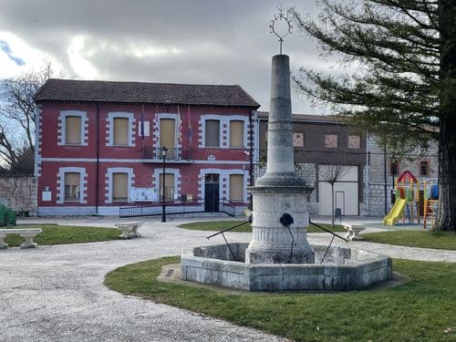 Fuente Principal - Plaza Leandro Mayoral