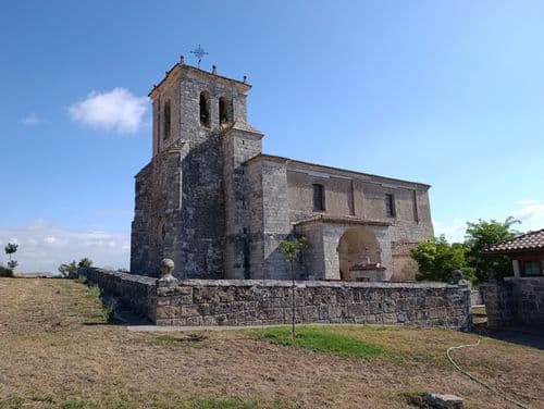 Iglesia de San Miguel Arcángel en Frandovinez