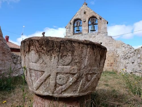 Iglesia de Santa María Magdalena (ruinas)