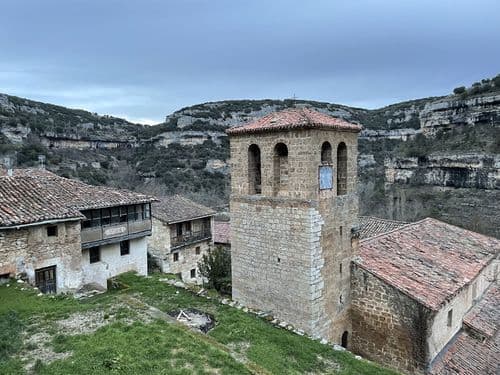 Iglesia de Santa María en Orbaneja del Castillo