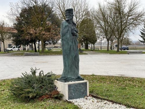 Monumento a Doña Jimena