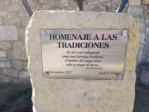 Monumento Homenaje a las Tradiciones