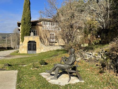 Monumento Miguel Delibes