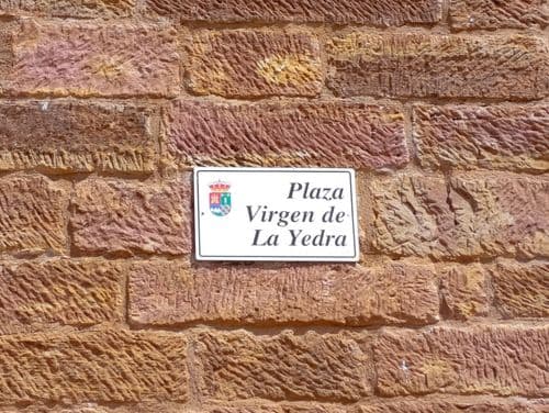 Plaza de la Virgen de la Yedra