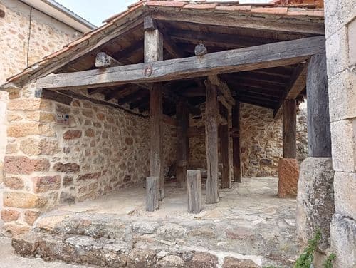 Potro de Herrar de Ahedo del Butrón