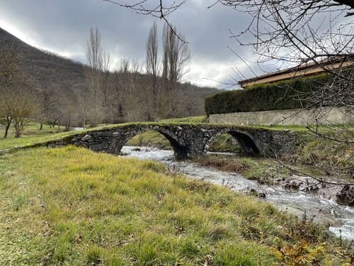 Puente de Santa Coloma del Rudrón